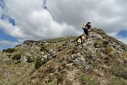 71 In salita a Cima di Piazzo dal sentierino ci cresta